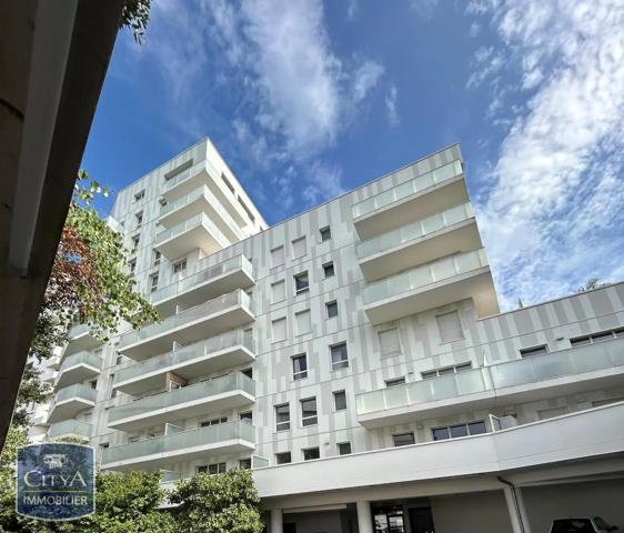 Appartement à louer 3 pièces 75.18m² Nantes (44000)