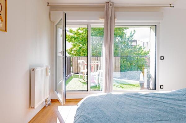 Noisy-le-Sec (93130) Appartement Duplex au calme avec terrasse et 2 parkings