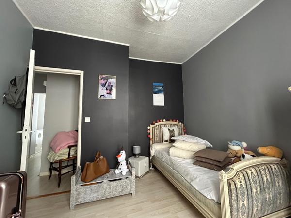 Maison, appartement, centre-ville de Cusset