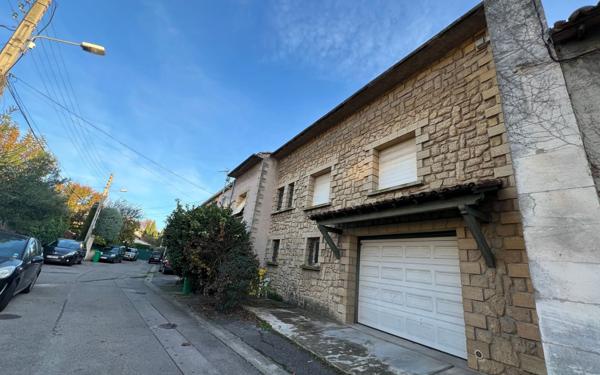 Maison à vendre    6 pièces • 230 m2 Avignon