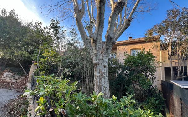 Maison à vendre    6 pièces • 230 m2 Avignon