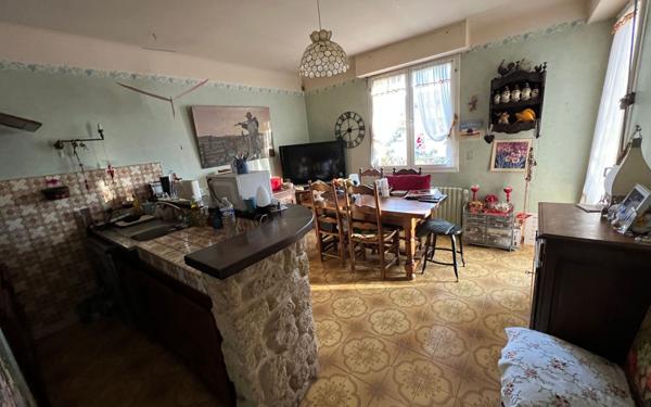 Maison à vendre    6 pièces • 230 m2 Avignon