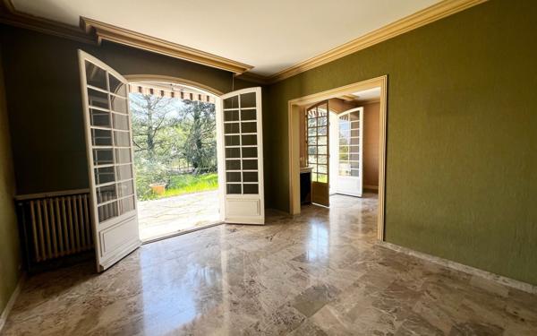 Maison à vendre    8 pièces • 185 m2 Francheville