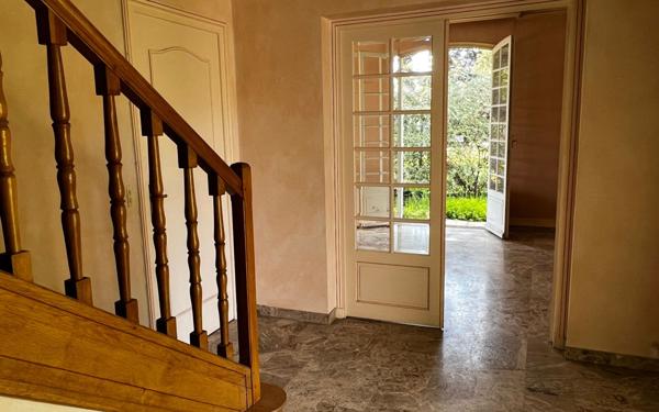 Maison à vendre    8 pièces • 185 m2 Francheville