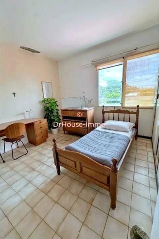Maison à vendre 8 pièces de 200 m²