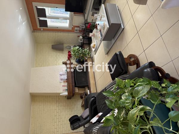 Maison 4 pièces - 83 m² Exclusivité efficity