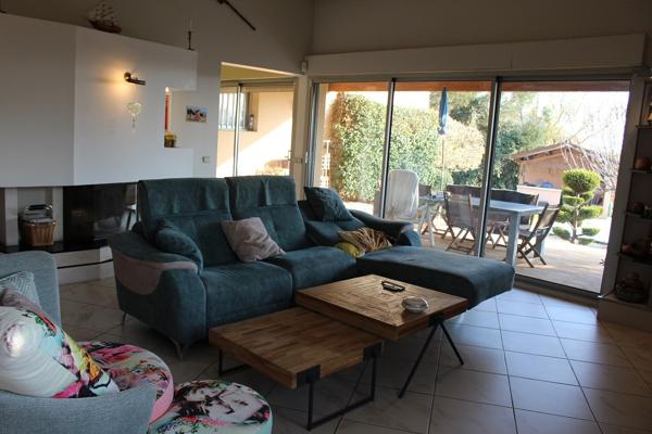 Maison Roussillon 6 pièce(s) 220 m2