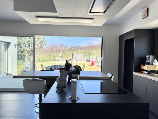 Maison 6 pièces - 177 m²