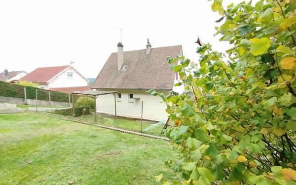 Maison à vendre    4 pièces •  Le Trait