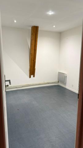 LOCAL D'ACTIVITE 270 M², Demouville 14840