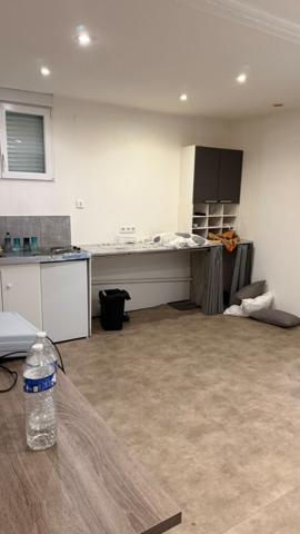 LOCAL D'ACTIVITE 270 M², Demouville 14840