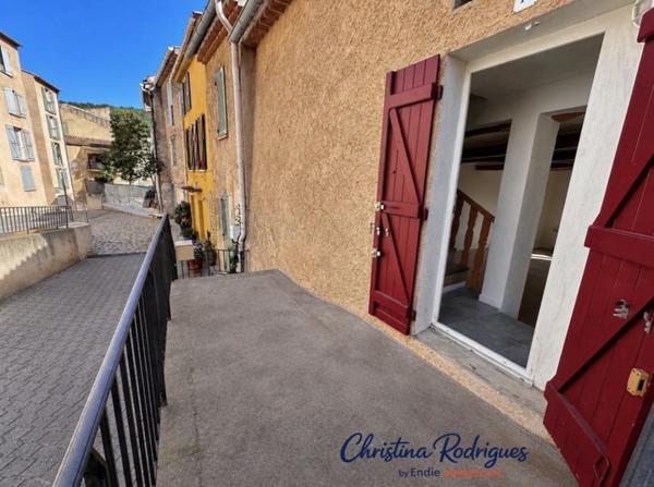 SALERNES IMMEUBLE DE RAPPORT