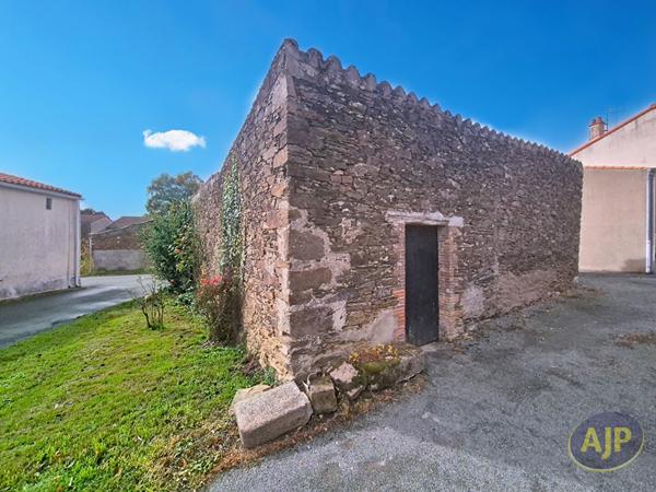 Vente maison Montaigu : 172 000 € - AJP Immobilier Montaigu