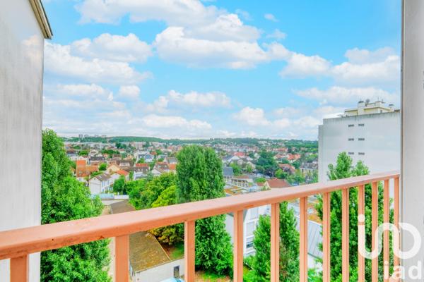 Apartment for sale 2 rooms 62 m² Livry-Gargan