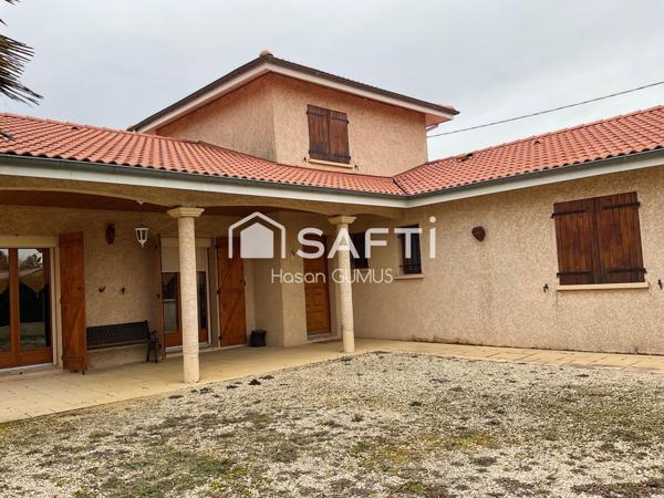 Maison lumineuse de 99 m² avec piscine et un vaste terrain ,vrai coin de paradis