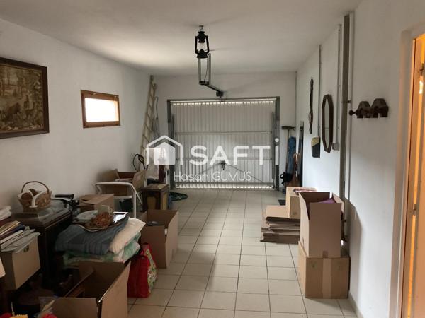 Maison lumineuse de 99 m² avec piscine et un vaste terrain ,vrai coin de paradis