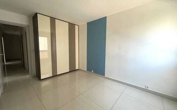 Appartement à vendre    4 pièces • 81,40 m2 Paris 13