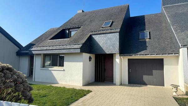 Maison à vendre de 165 m², 4 grandes chambres en ville LOUDEAC(22)