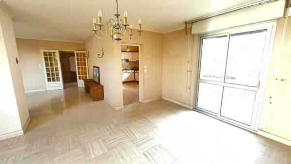 Maison à vendre de 165 m², 4 grandes chambres en ville LOUDEAC(22)