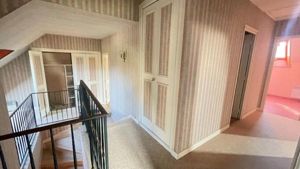 Maison à vendre de 165 m², 4 grandes chambres en ville LOUDEAC(22)