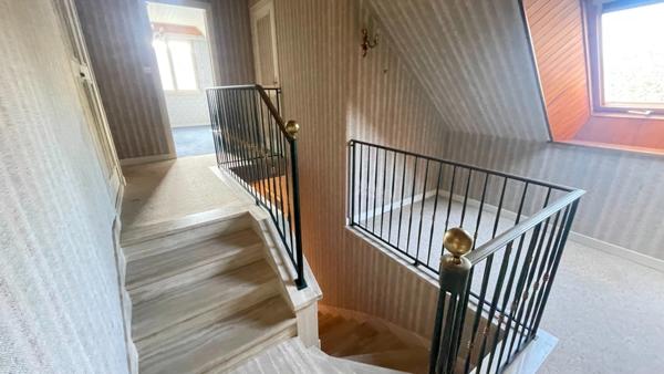 Maison à vendre de 165 m², 4 grandes chambres en ville LOUDEAC(22)