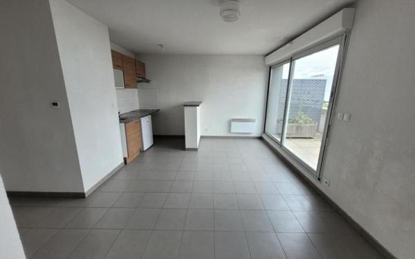 Appartement à vendre    2 pièces • 37 m2 Blagnac