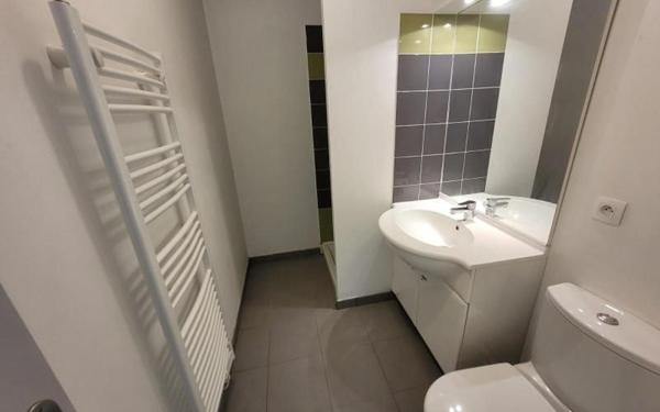 Appartement à vendre    2 pièces • 37 m2 Blagnac