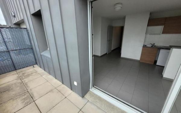 Appartement à vendre    2 pièces • 37 m2 Blagnac