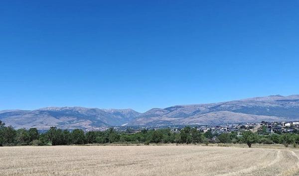 Terrain viabilisé libre de constructeur