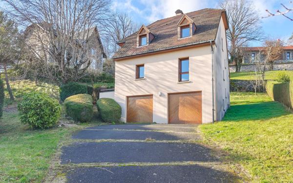 Maison à vendre    5 pièces • 126 m2 Aurillac