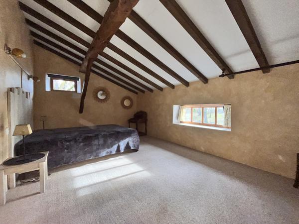 Mauvezin (32120) La “Maison dans les bois” – Authentique Gasconne en pierre sur près de 2 hectares