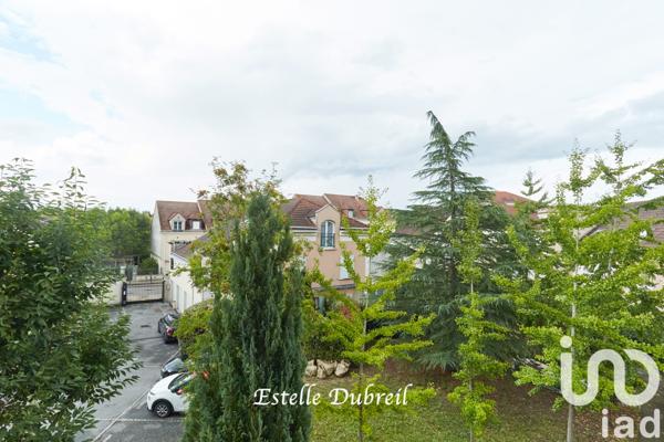 Apartment for sale 3 rooms 64 m² Guyancourt