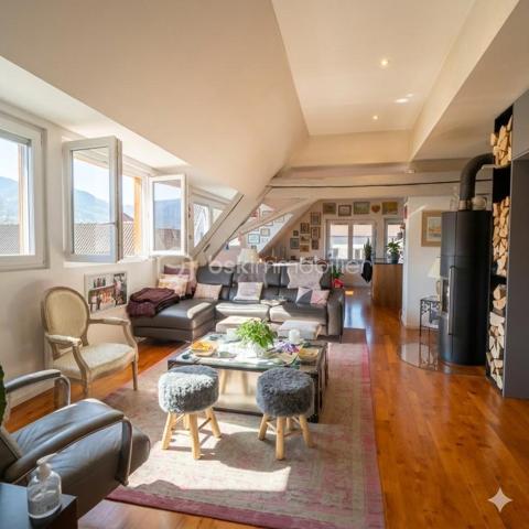 Immeuble mixte de 348 m²