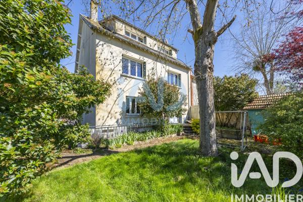 Maison à vendre 10 pièces 205 m² Champagne-sur-Seine