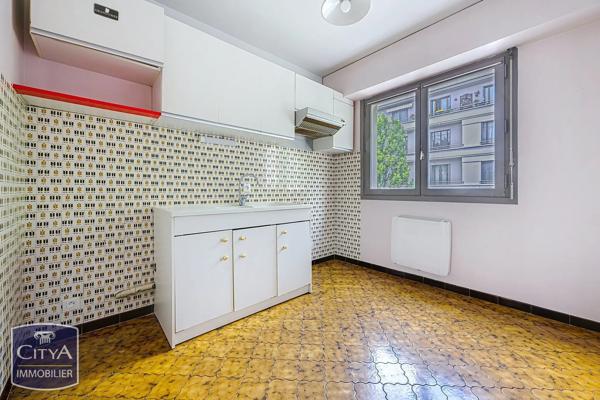 Appartement à vendre 4 pièces 83.09m² Chambéry (73000)