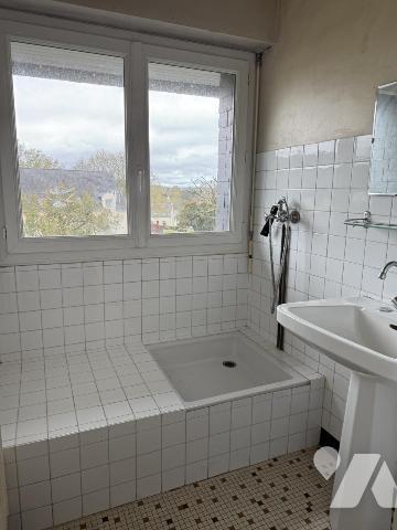 A VENDRE MAISON sur sous-sol centre ELVEN +terrain divisible de 1000 m2