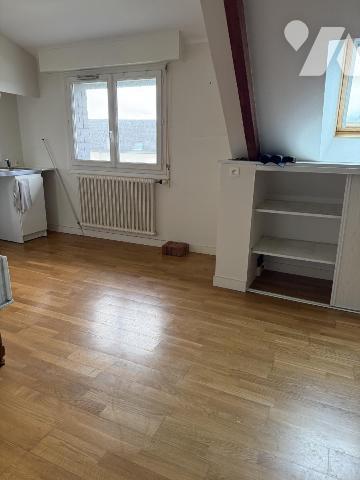 A VENDRE MAISON sur sous-sol centre ELVEN +terrain divisible de 1000 m2