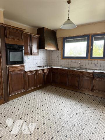 A VENDRE MAISON sur sous-sol centre ELVEN +terrain divisible de 1000 m2
