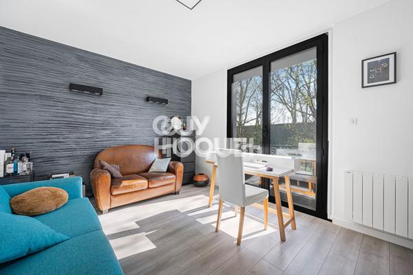 Maison d'exception -128 m2 -100 m2 de jardin arboré