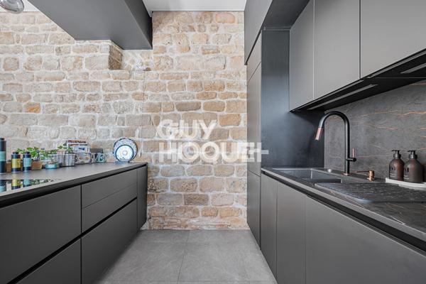 Maison d'exception -128 m2 -100 m2 de jardin arboré