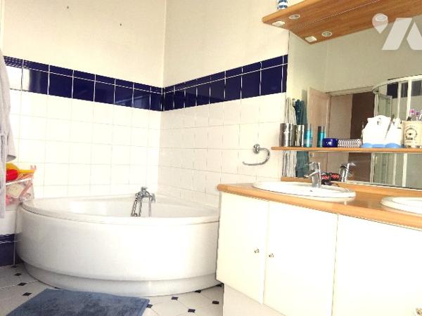 MAISON A VENDRE AU CENTRE DE NOGENT LE ROTROU