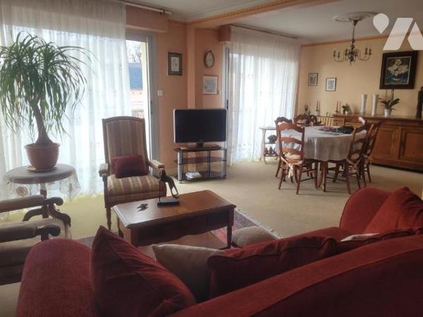 LAVAL - APPARTEMENT T4 