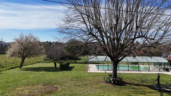 Maison de 6 chambres avec piscine et grand terrain à Miramont