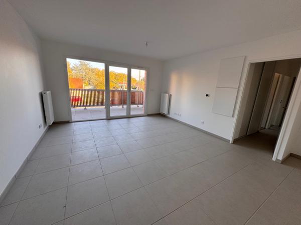 Appartement 3 pièce(s) 2 chambre(s) 61.77 m²