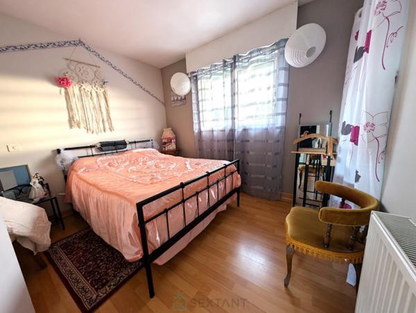 Propriété sur 27 hectares, maison 179 m2, bâtiments de 700 m2 salle de réception et 600 m2 garage