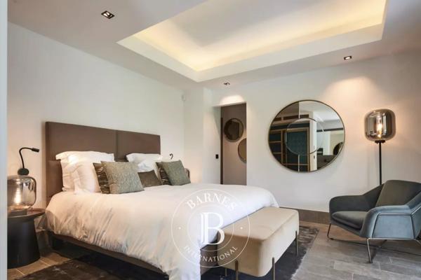 Antibes, Villa 5 Chambres -  220 m² à vendre