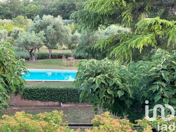 Maison à vendre 5 pièces 209 m² Le Cannet-des-Maures