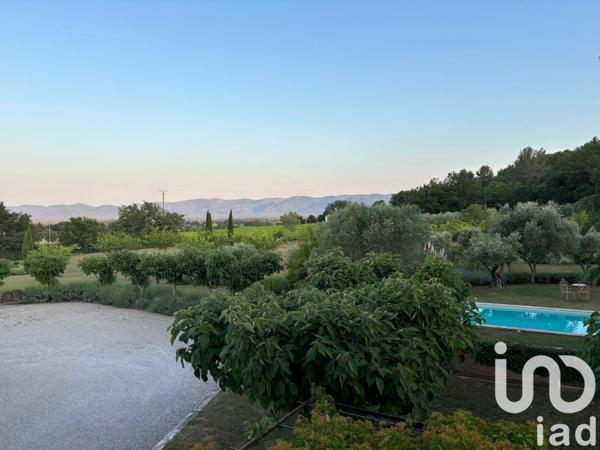 Maison à vendre 5 pièces 209 m² Le Cannet-des-Maures