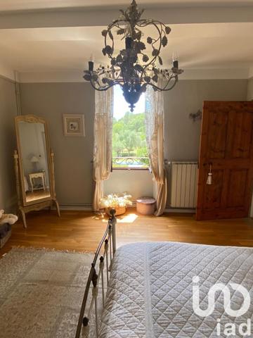 Maison à vendre 5 pièces 209 m² Le Cannet-des-Maures