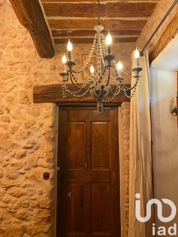 Maison à vendre 5 pièces 209 m² Le Cannet-des-Maures